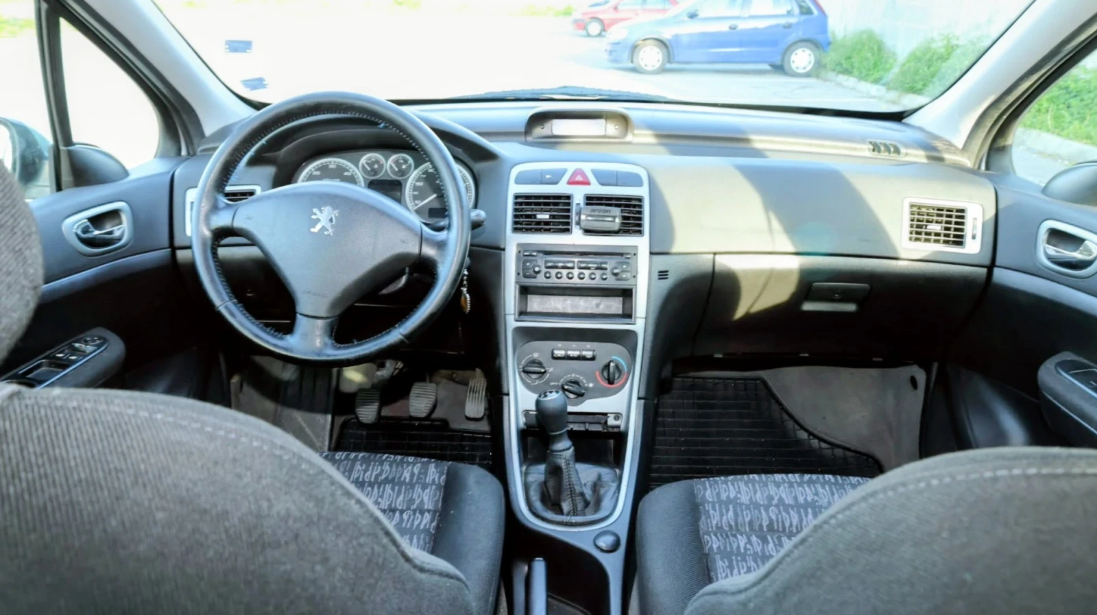 Peugeot 307 2.0 HDI, снимка 9 - Автомобили и джипове - 54672358