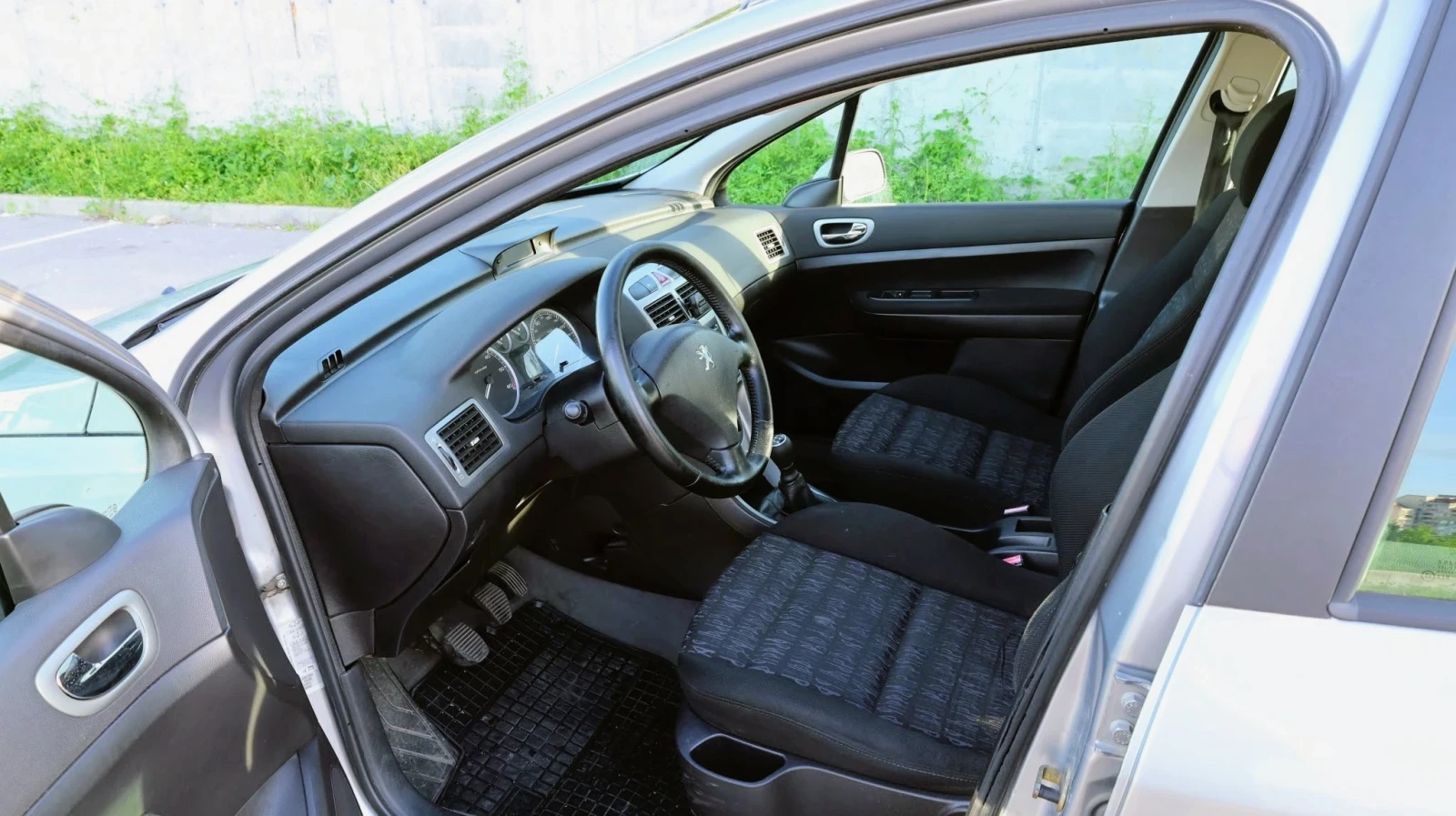 Peugeot 307 2.0 HDI, снимка 7 - Автомобили и джипове - 54672358