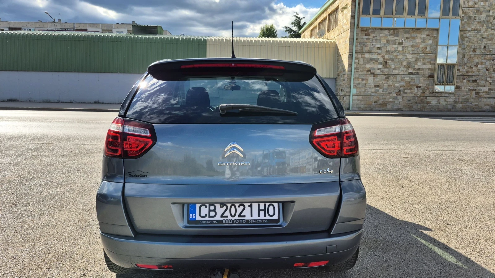 Citroen C4 Picasso 1.6 HDI * Като Нов * FACELIFT * Full OPT * Обслуже, снимка 4 - Автомобили и джипове - 54895129