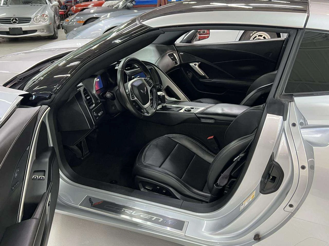 Chevrolet Corvette КОЖА / BOSE / ЦЕНА ДО БГ, снимка 11 - Автомобили и джипове - 54897747