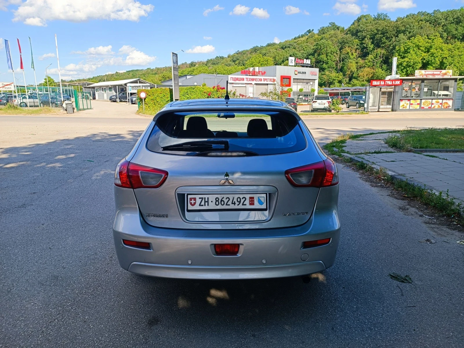 Mitsubishi Lancer 1.8i-143кс-ШВЕЙЦАРИЯ-РЪЧКА, снимка 4 - Автомобили и джипове - 54965939