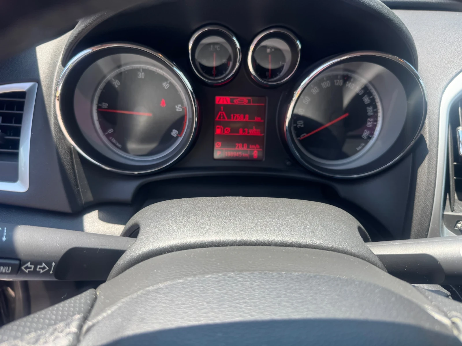 Opel Astra Diesel Automatic, снимка 12 - Автомобили и джипове - 55103149