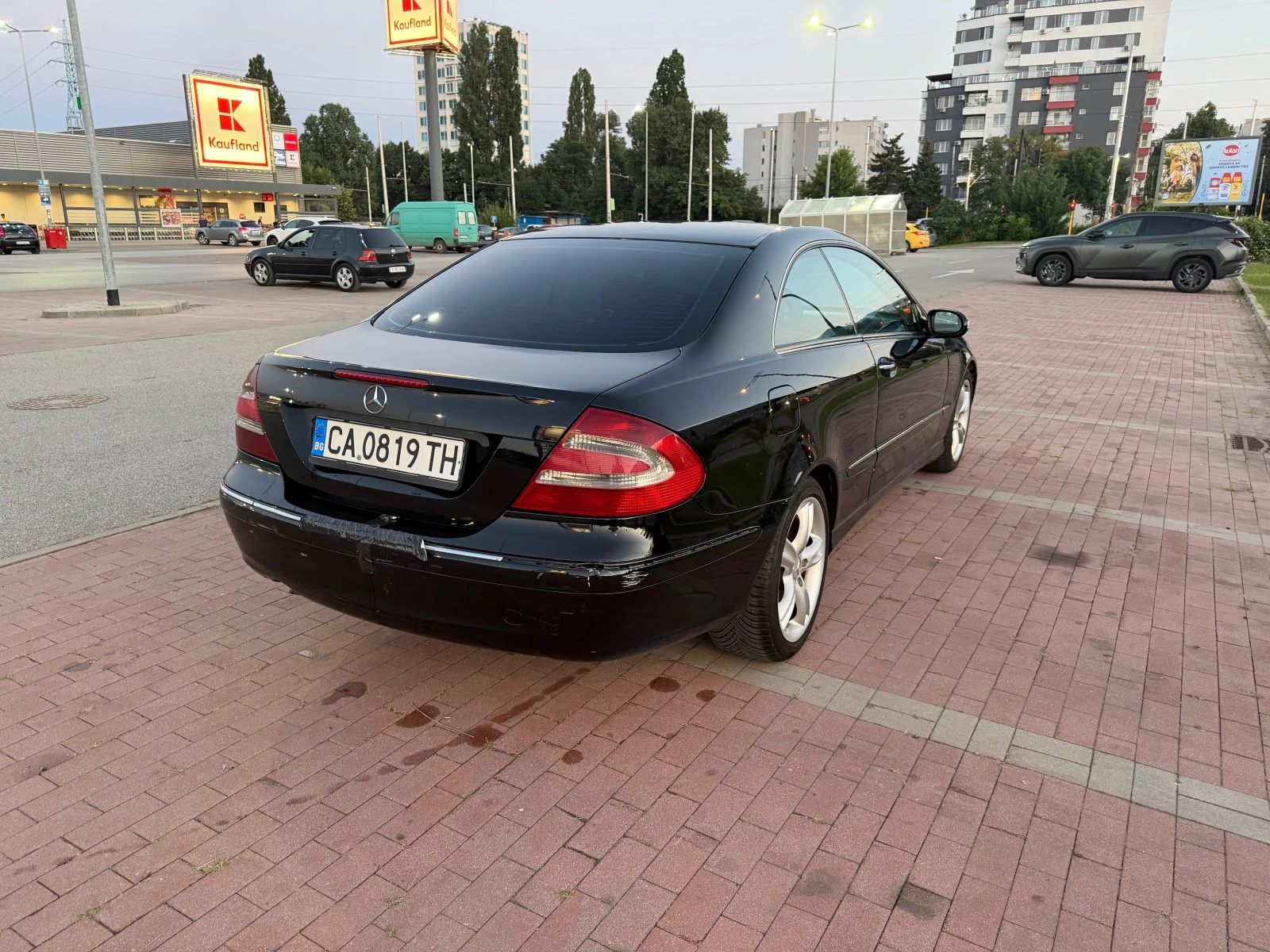 Mercedes-Benz CLK 270CDI Facelift, снимка 3 - Автомобили и джипове - 55513590
