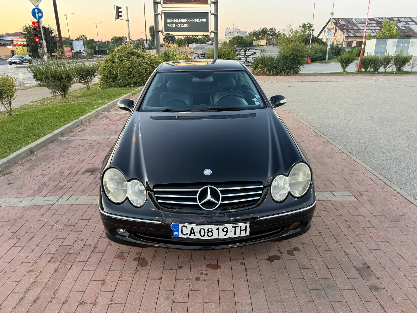 Mercedes-Benz CLK 270CDI Facelift, снимка 8 - Автомобили и джипове - 55513590