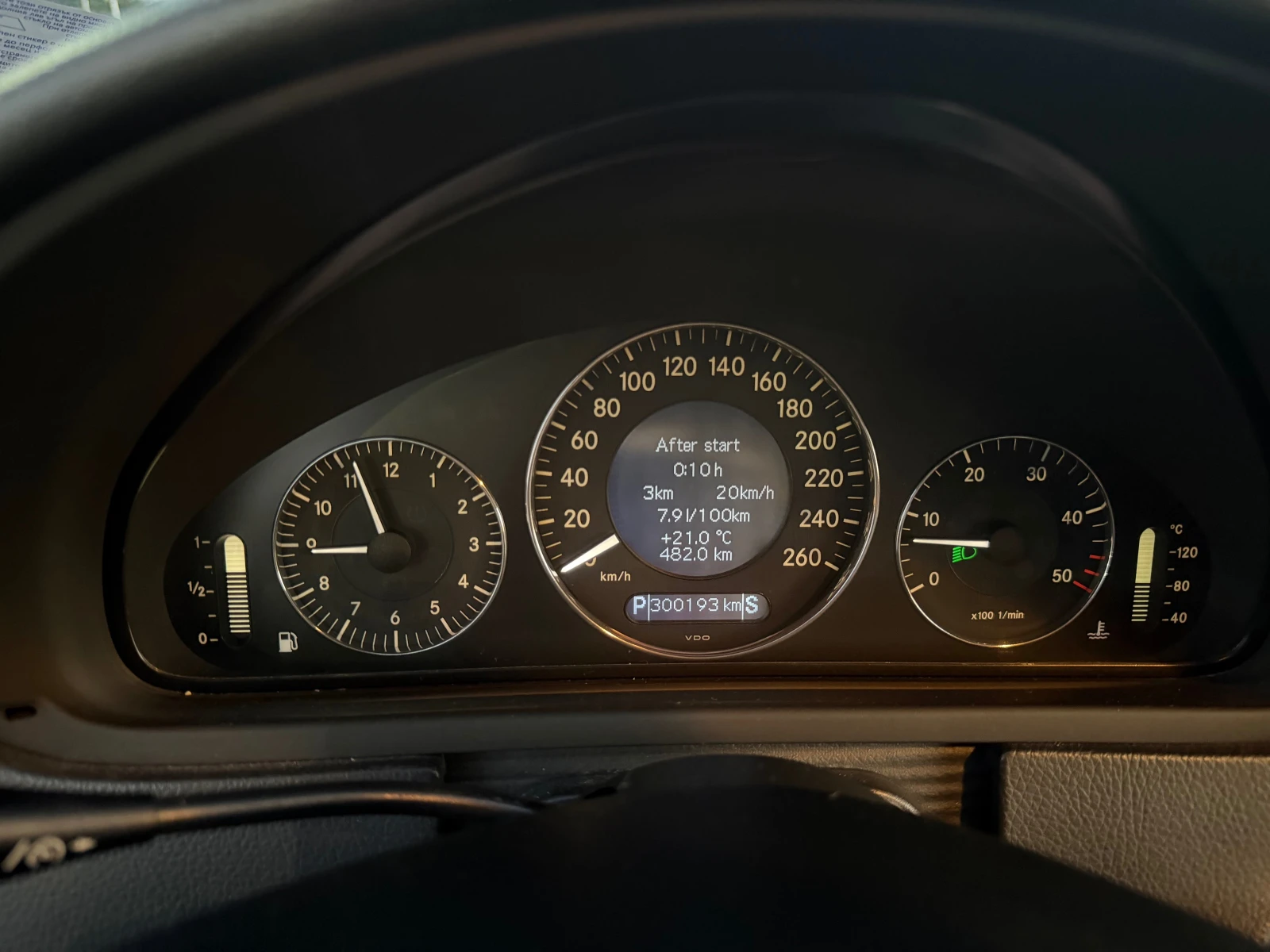 Mercedes-Benz CLK 270CDI Facelift, снимка 11 - Автомобили и джипове - 55513590