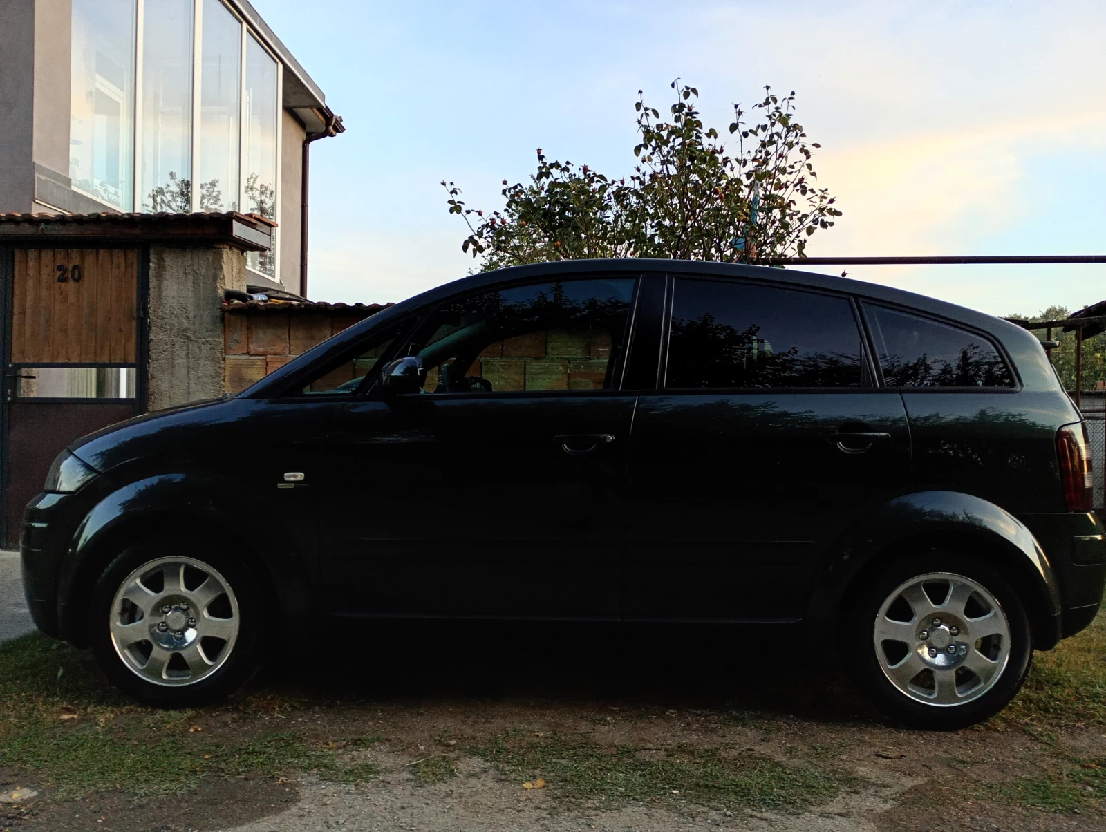 Audi A2 1.4TDI, снимка 4 - Автомобили и джипове - 56434109