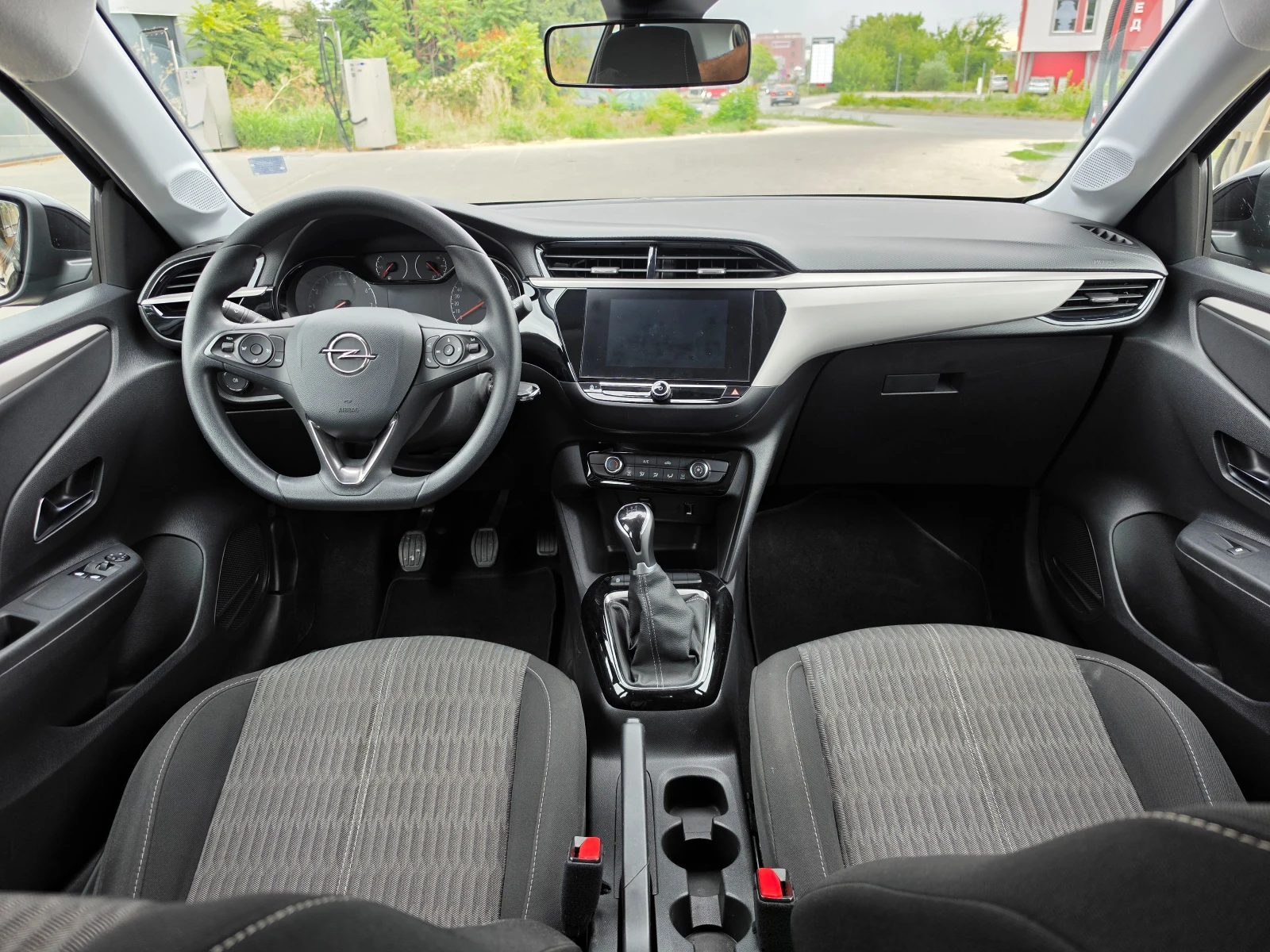 Opel Corsa, снимка 10 - Автомобили и джипове - 56434598