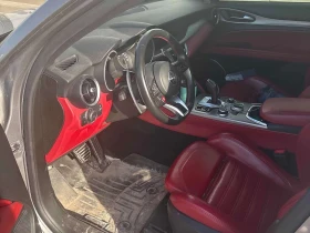 Alfa Romeo Stelvio Ti Sport  CARFAX, снимка 6