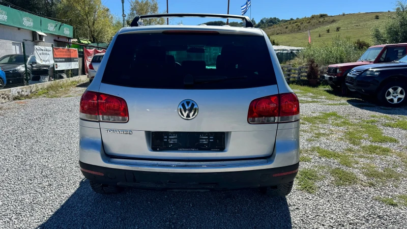 VW Touareg, снимка 4 - Автомобили и джипове - 47495487