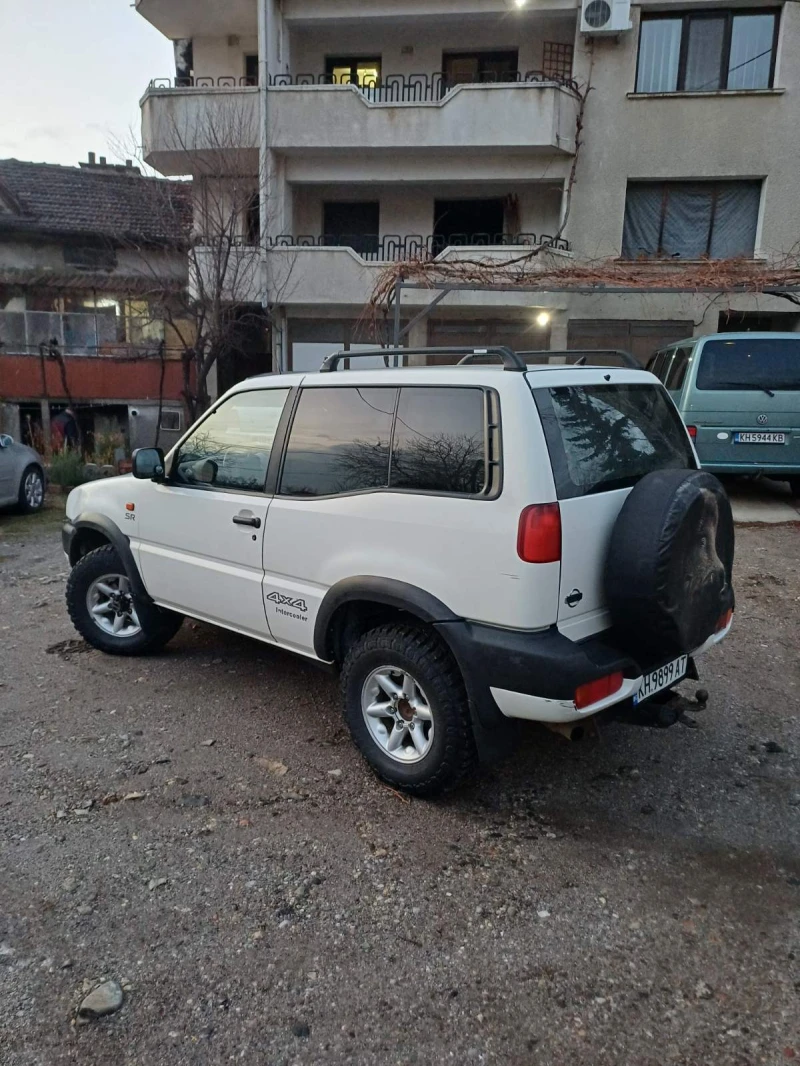 Nissan Terrano Terrano 2, снимка 3 - Автомобили и джипове - 48297698