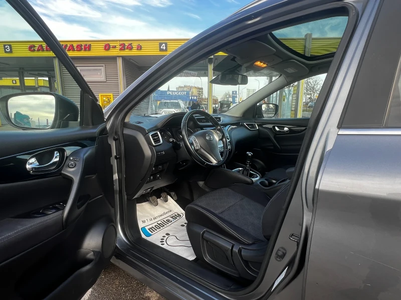 Nissan Qashqai 1.5 DCI Панорама 360камери, снимка 7 - Автомобили и джипове - 48759588