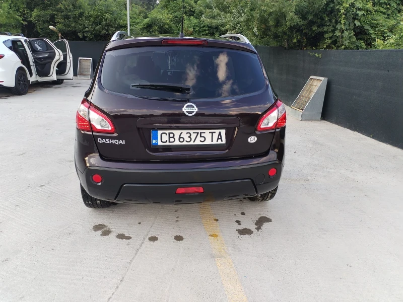 Nissan Qashqai 2.0 бензин 4х4 , снимка 3 - Автомобили и джипове - 52268159