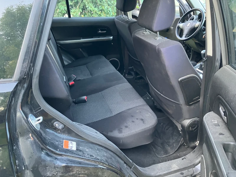 Suzuki Grand vitara, снимка 10 - Автомобили и джипове - 52109447