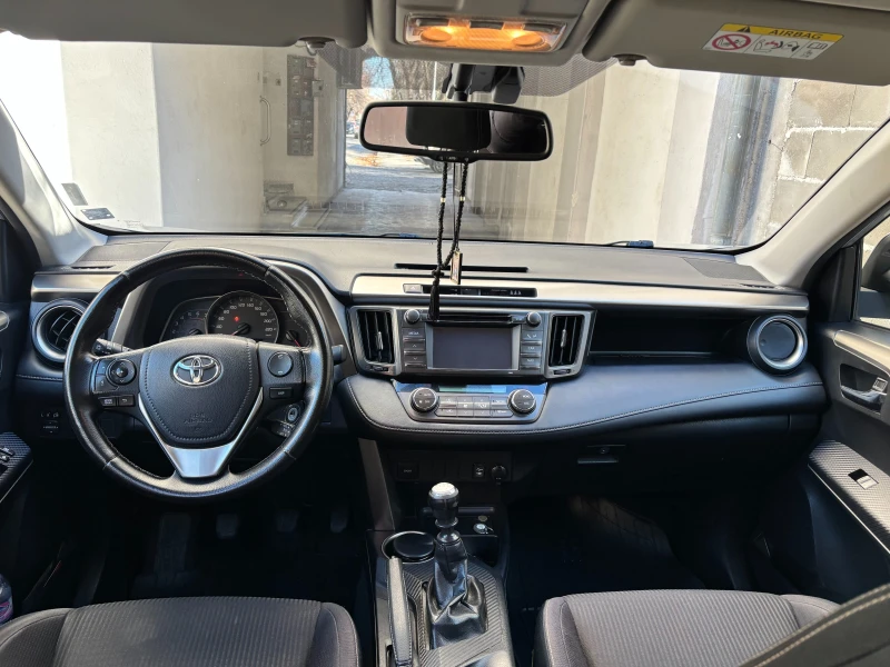 Toyota Rav4, снимка 4 - Автомобили и джипове - 52927770