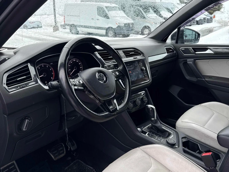 VW Tiguan Highline С РЕГИСТРАЦИЯ & АВТО КРЕДИТ , снимка 6 - Автомобили и джипове - 53591229