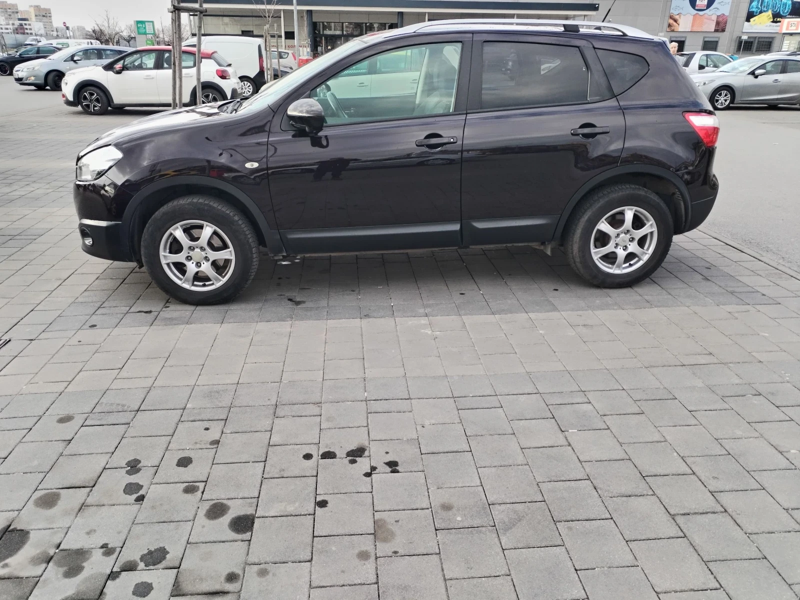 Nissan Qashqai 2.0 бензин 4х4 , снимка 4 - Автомобили и джипове - 53216513