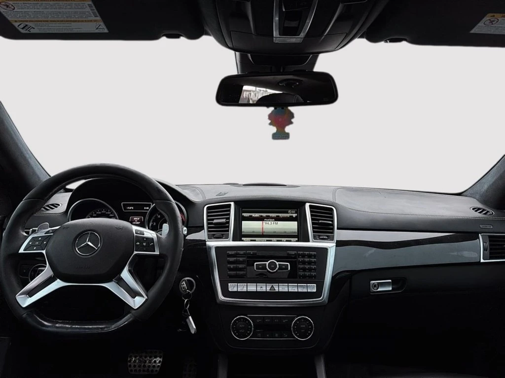 Mercedes-Benz ML 63 AMG * CARFAX * ЦЕНА ДО БГ - изображение 9