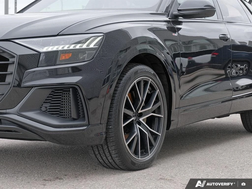 Audi Q8 TECHNIK С РЕГИСТРАЦИЯ & АВТО КРЕДИТ, снимка 5 - Автомобили и джипове - 53990636