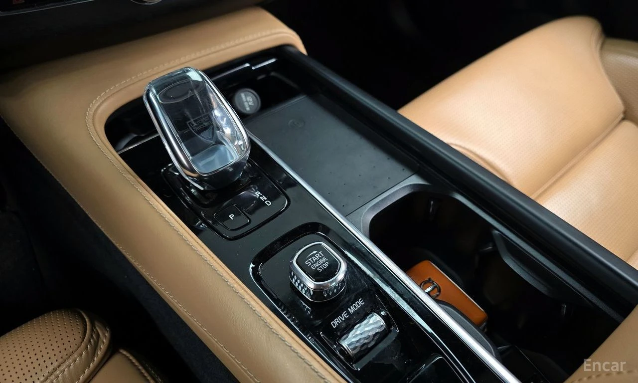 Volvo Xc90 T8 Inscription Hybrid, снимка 9 - Автомобили и джипове - 54415457