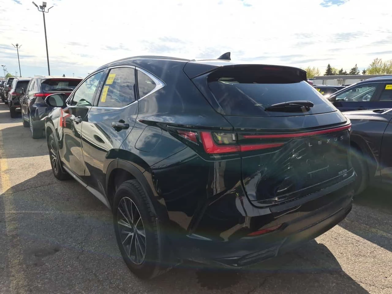 Lexus NX 350 * CARFAX * Без инциденти * Един собственик * , снимка 4 - Автомобили и джипове - 54596598