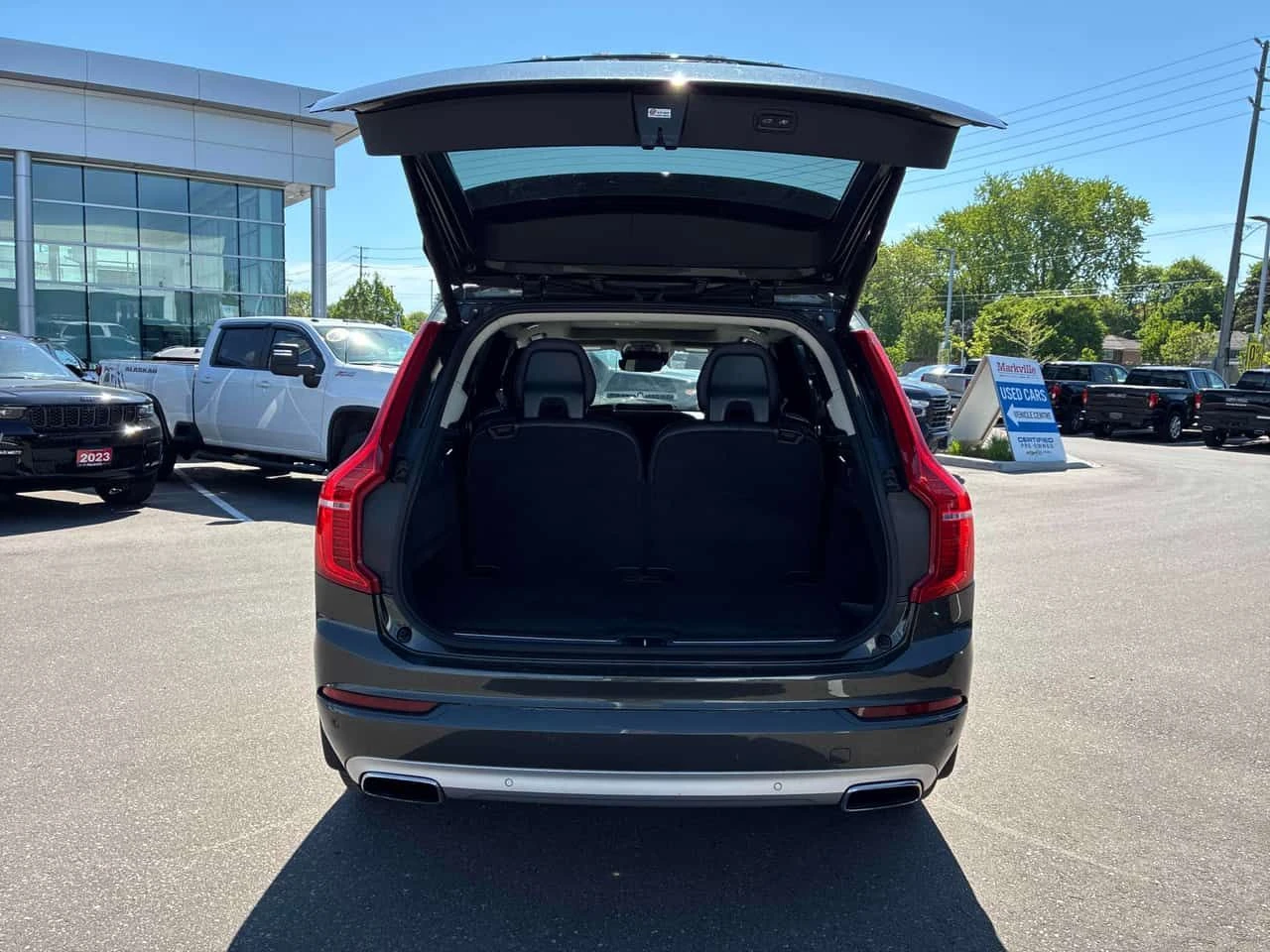 Volvo Xc90 | Momentum | ПАНОРАМА | ПОДГРЕВ | , снимка 16 - Автомобили и джипове - 54692099
