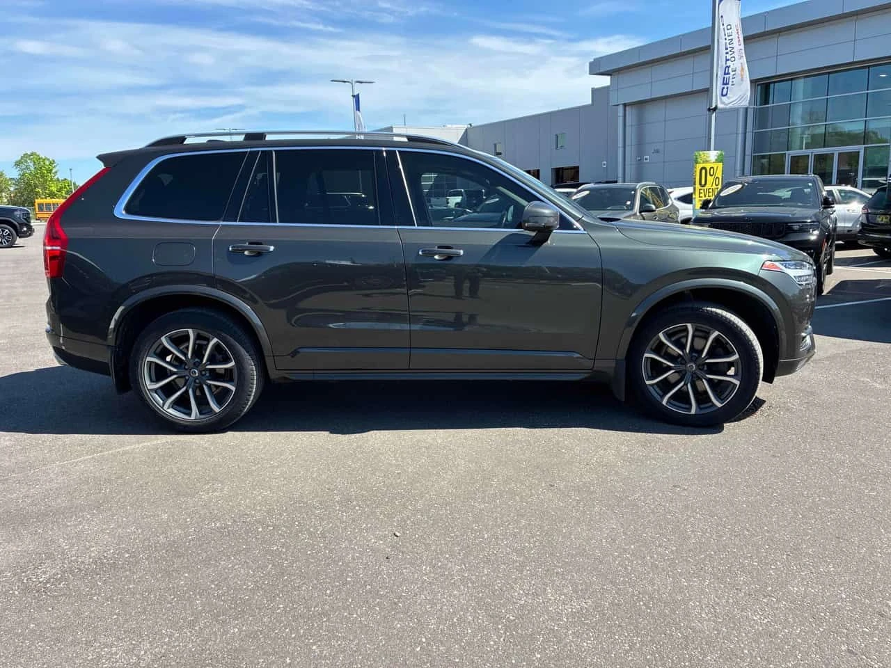 Volvo Xc90 | Momentum | ПАНОРАМА | ПОДГРЕВ | , снимка 3 - Автомобили и джипове - 54692099