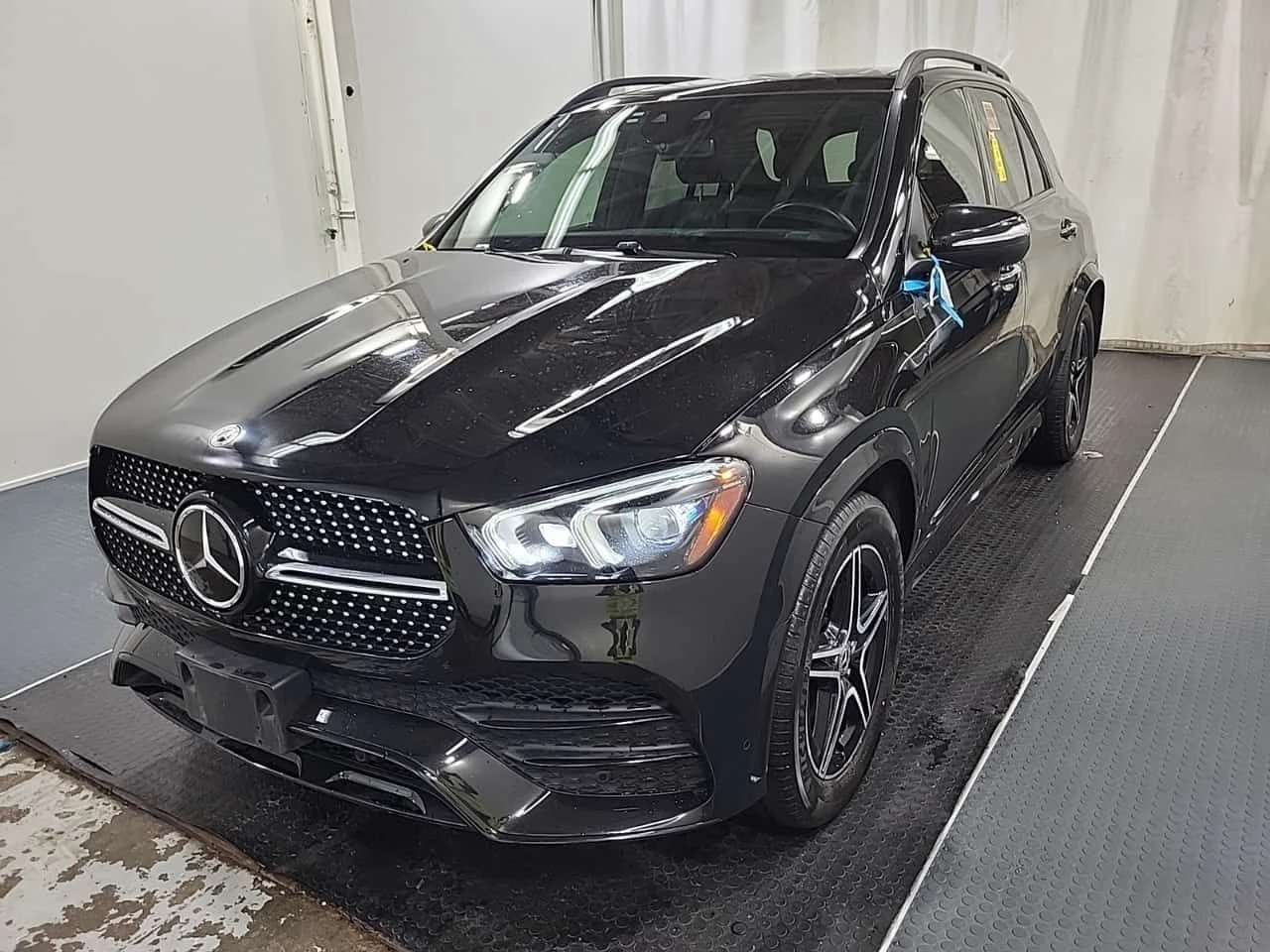 Mercedes-Benz GLE 350 * ГЛАВНО ПРЕДСТАВИТЕЛСТВО* ПАНОРАМА* 