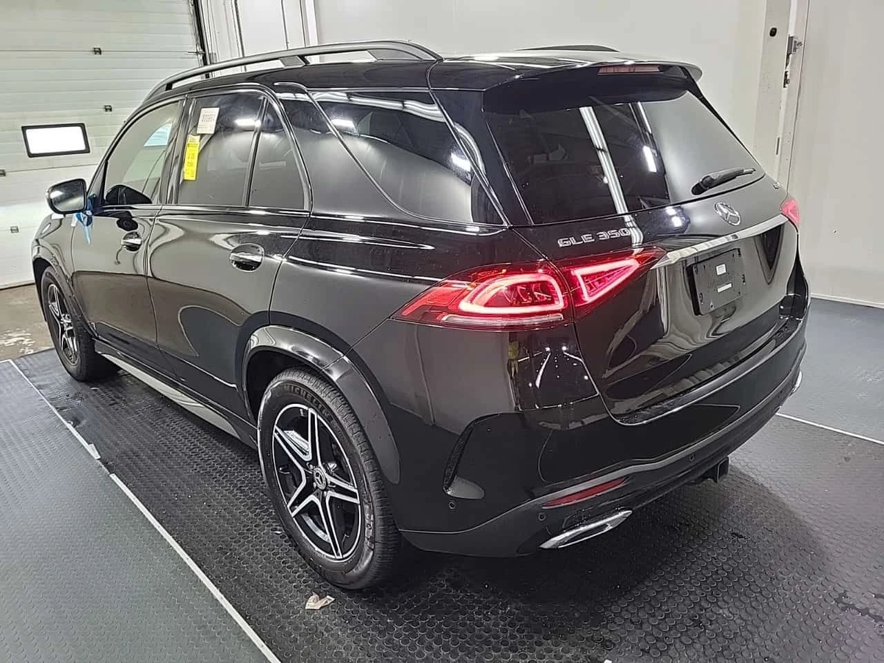 Mercedes-Benz GLE 350 * ГЛАВНО ПРЕДСТАВИТЕЛСТВО* ПАНОРАМА* , снимка 4 - Автомобили и джипове - 54763918