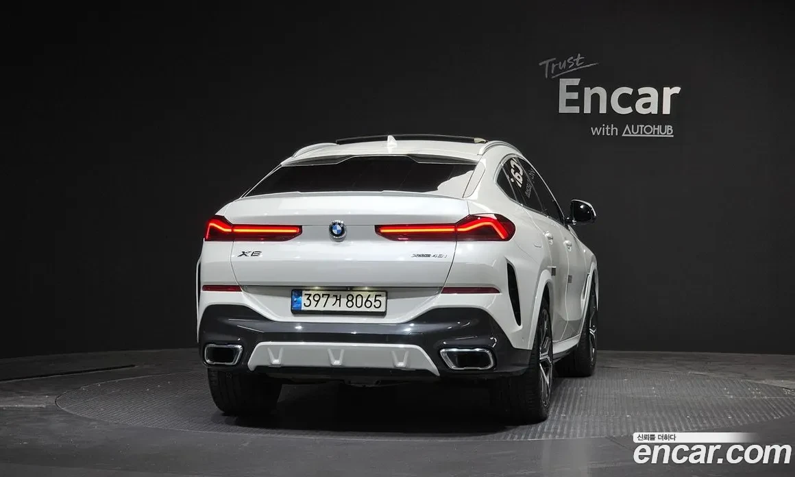 BMW X6 40i xDrive * M PACK * 2 КЛЮЧА * FULL * КРАЙНА ЦЕНА, снимка 4 - Автомобили и джипове - 54781261
