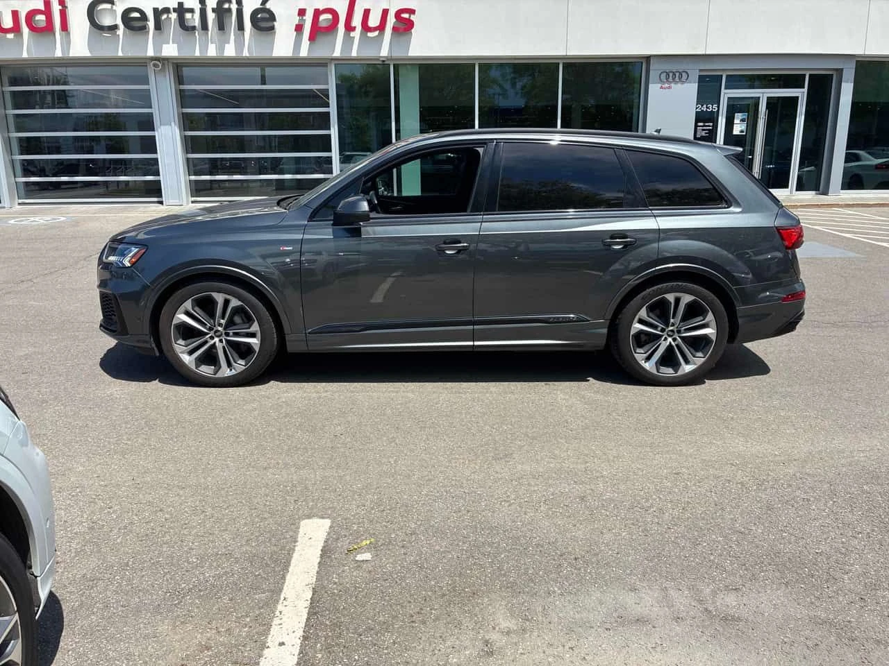 Audi Q7 * Technik * B&O * PANO * ОБДУХВАНЕ *  ДИСТРОНИК, снимка 2 - Автомобили и джипове - 54964029
