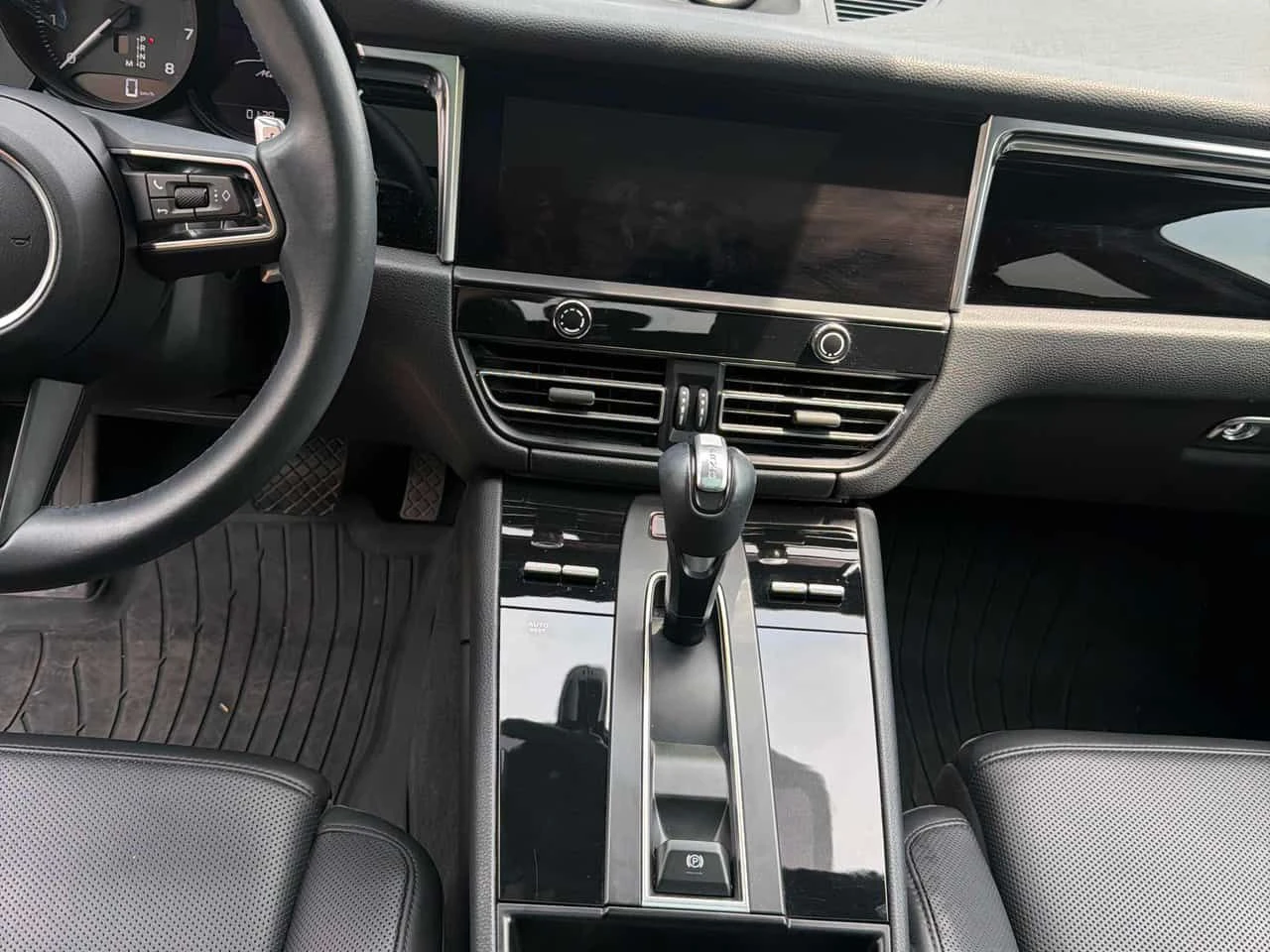 Porsche Macan AWD/ПАНОРАМА/360/АВТОКРЕДИТ БЕЗ ПЪРВОНАЧАЛНА, снимка 9 - Автомобили и джипове - 55094335