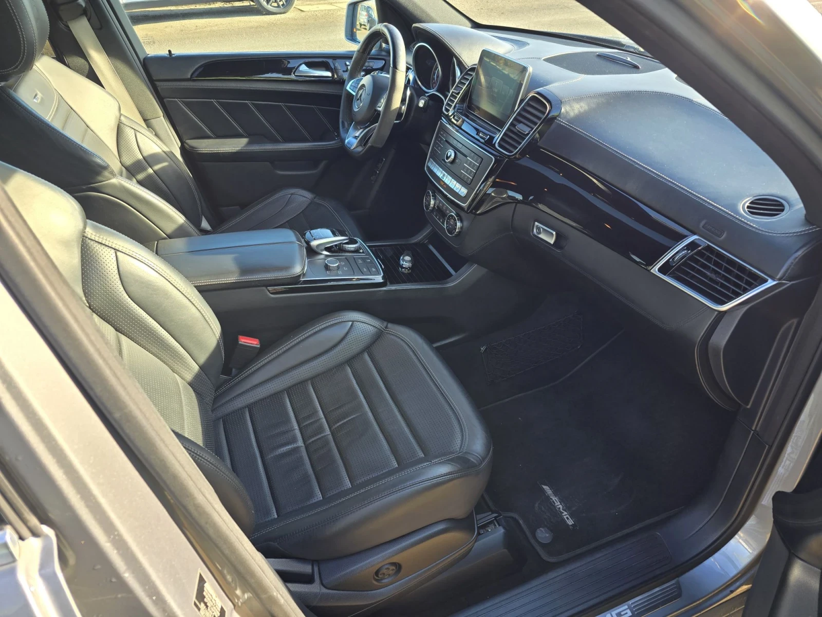 Mercedes-Benz GLE 63 S AMG 700+ , снимка 12 - Автомобили и джипове - 55914408