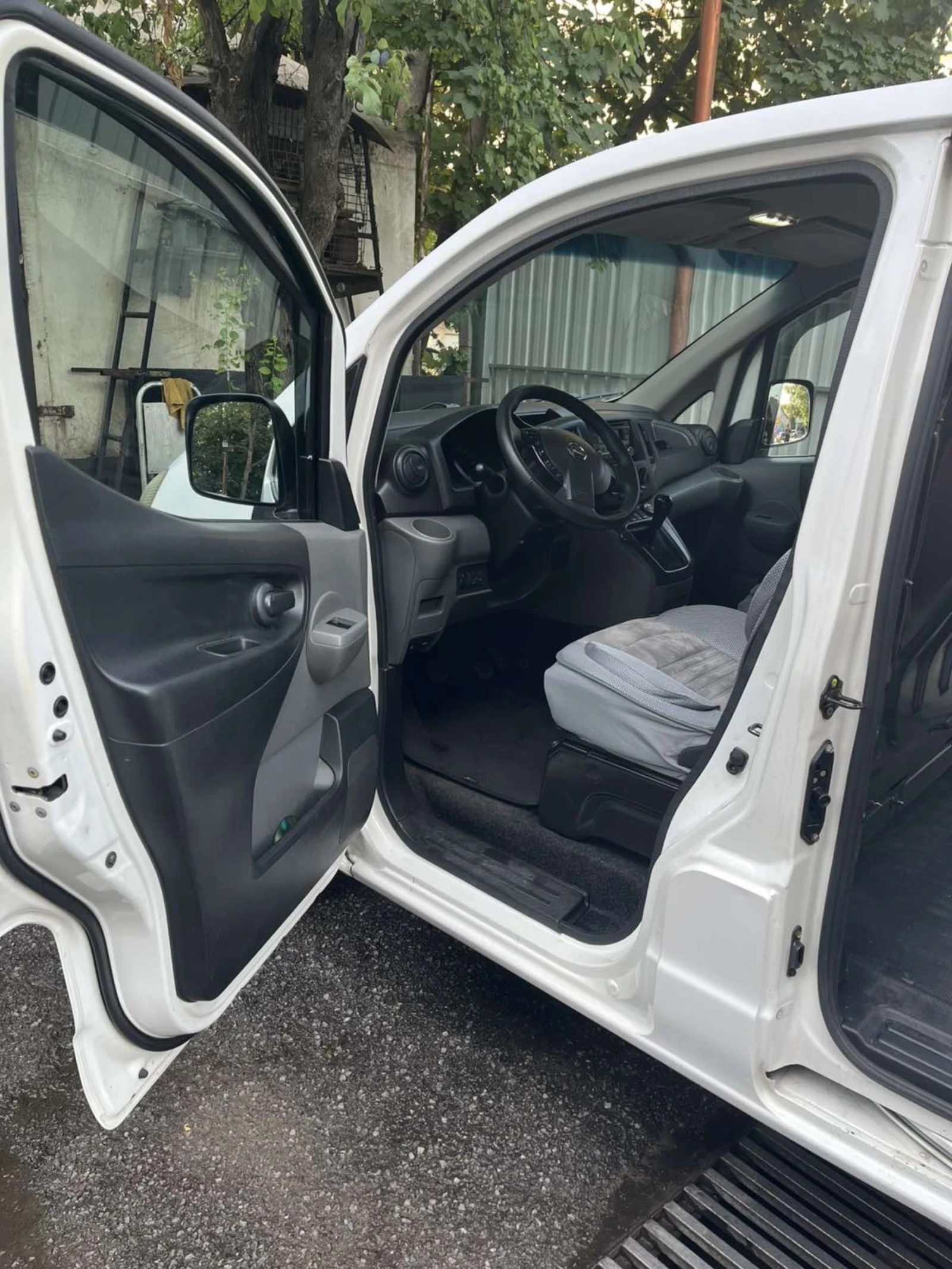 Nissan NV200 96000km, снимка 5 - Бусове и автобуси - 55353388