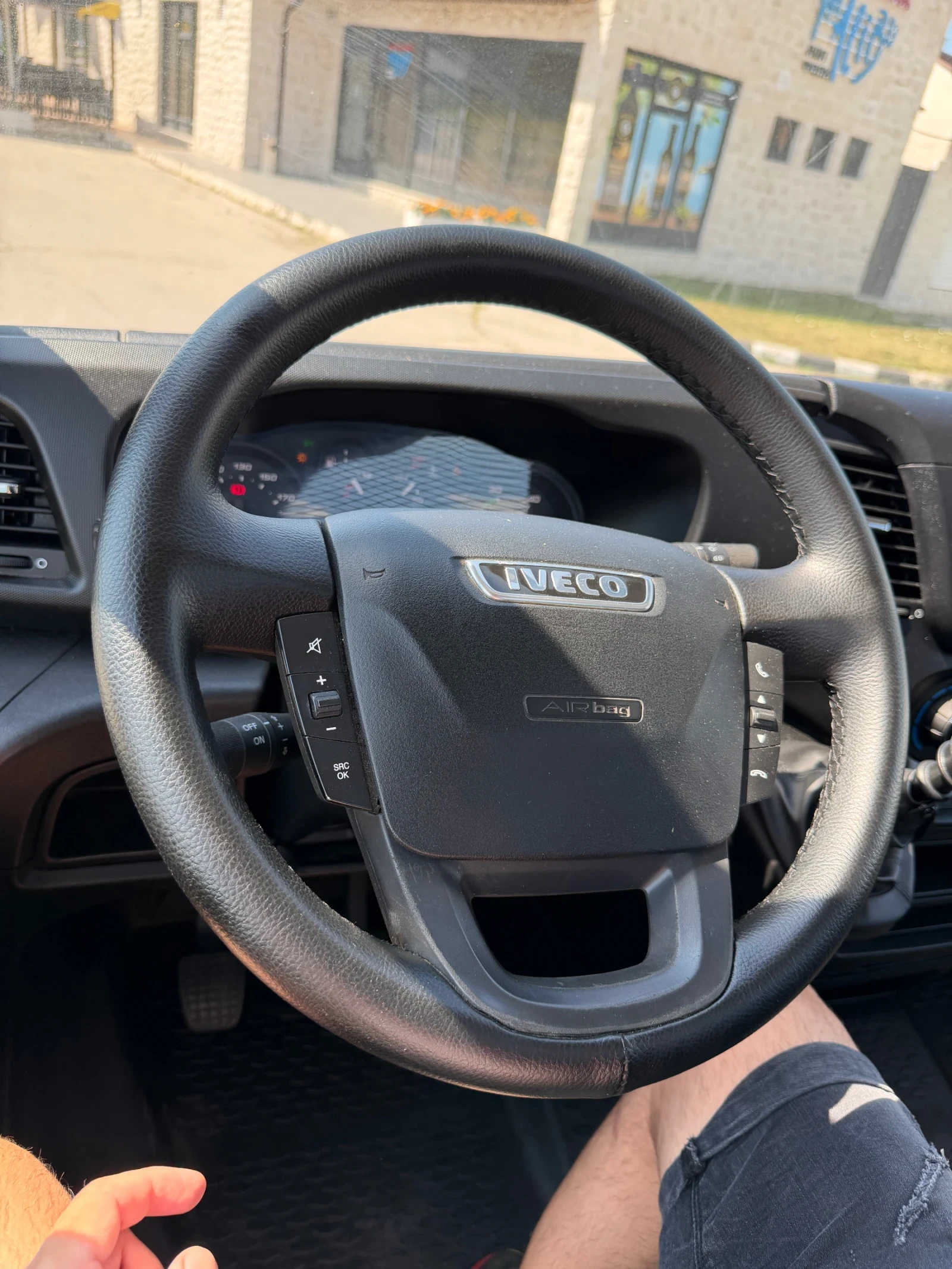 Iveco 35c15 ��������* �������� 4, 20� | Mobile.bg � ����������� 12