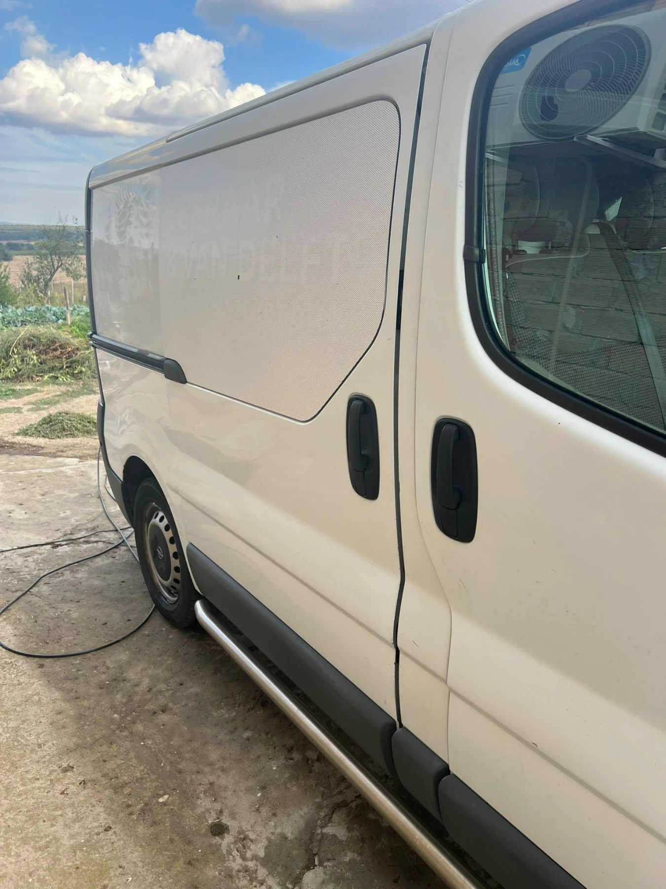 Opel Vivaro, снимка 3 - Бусове и автобуси - 56104033