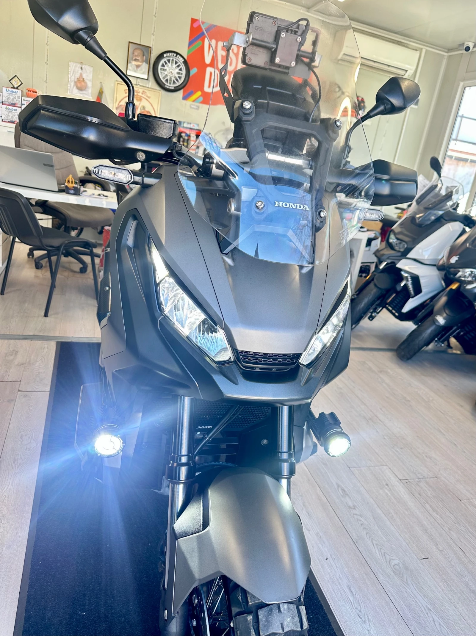 Honda X-ADV 750i ABS/TC/LED 06.2020г. | Auto.bg — изображение 1