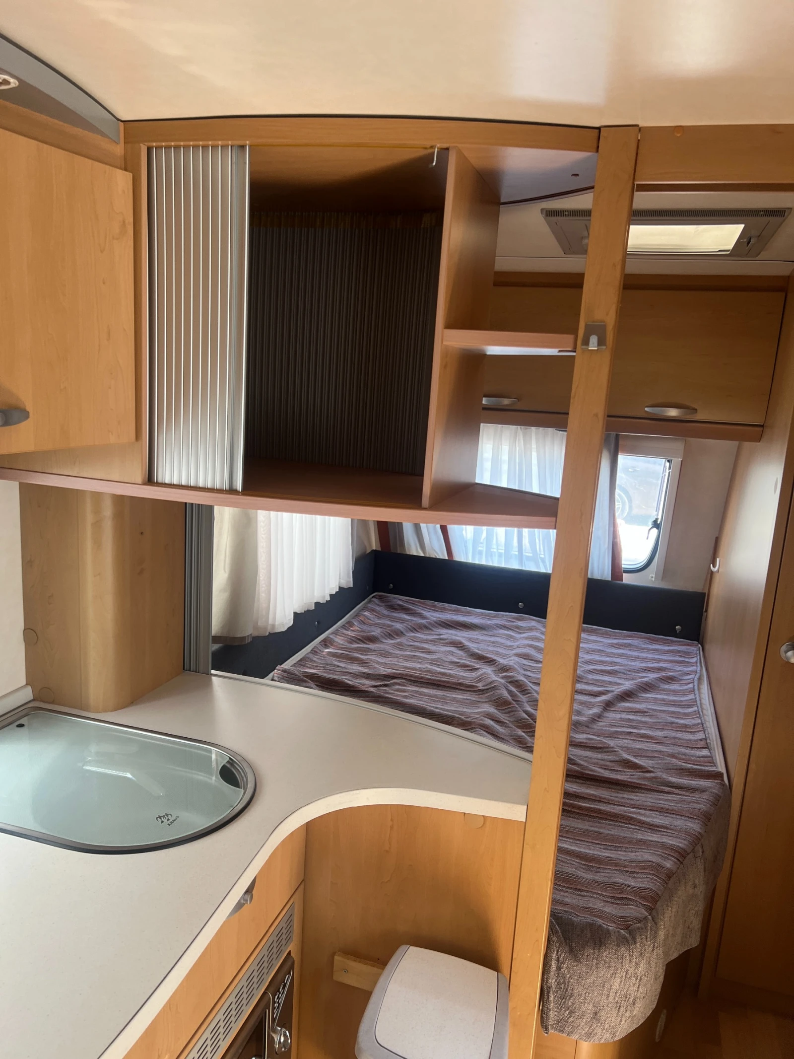 �������� Knaus 450FU | Mobile.bg � ����������� 12