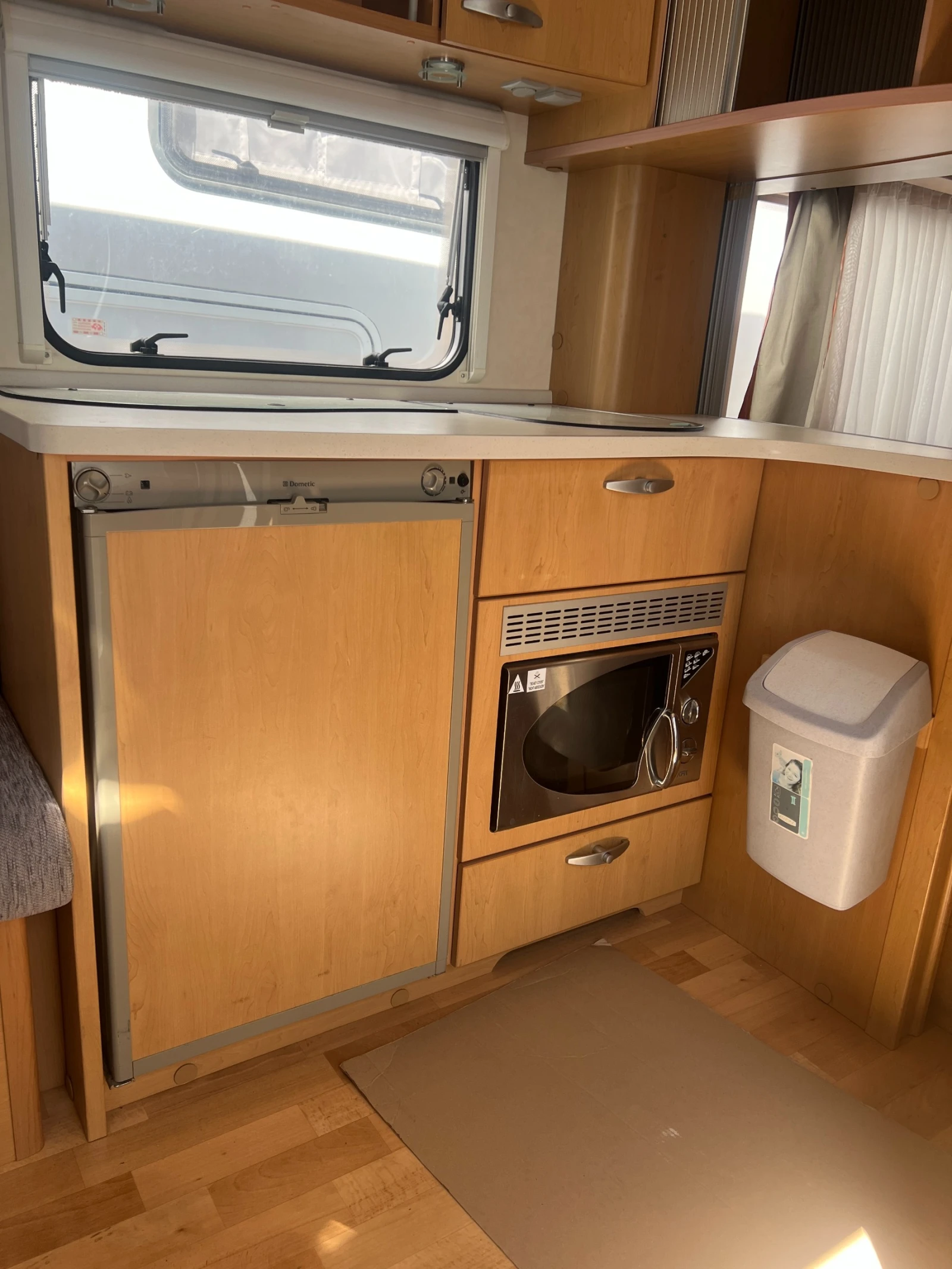 �������� Knaus 450FU | Mobile.bg � ����������� 11