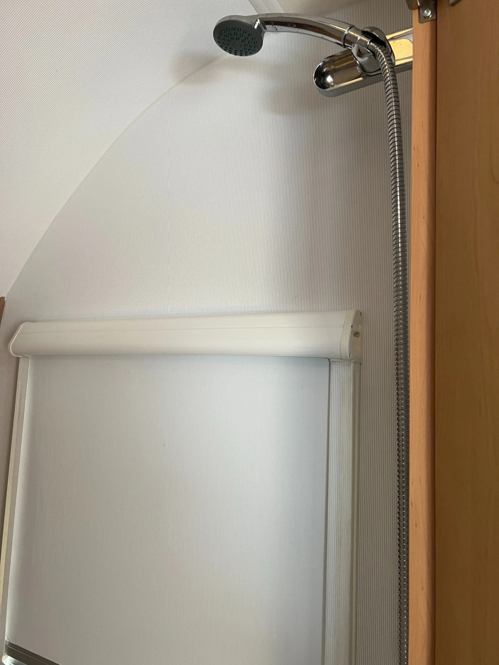 �������� Knaus 450FU | Mobile.bg � ����������� 16