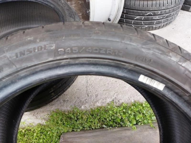 Гуми Летни 245/40R17, снимка 7 - Гуми и джанти - 36800629