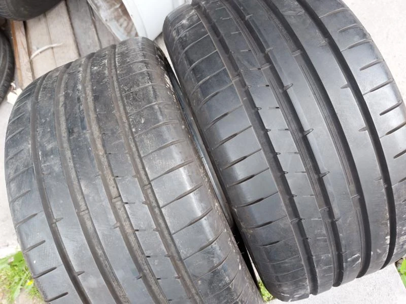 Гуми Летни 245/40R17, снимка 2 - Гуми и джанти - 36800629