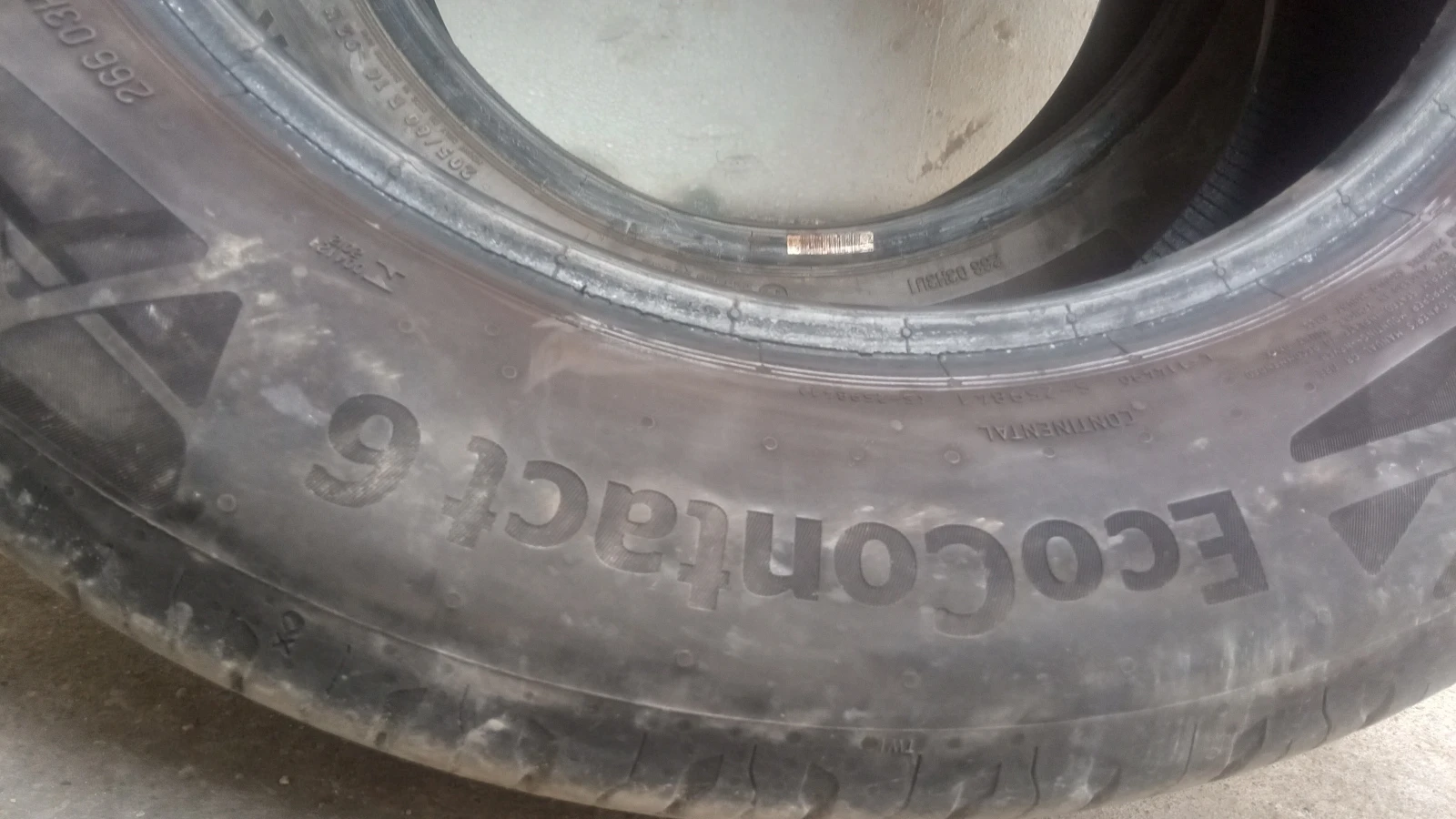 Гуми Летни 205/60R16, снимка 4 - Гуми и джанти - 54458817