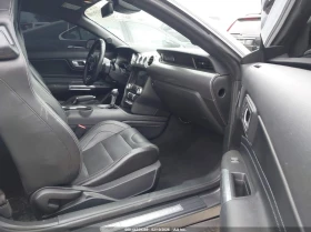 Ford Mustang 5.0l Gt Premium Fastback, снимка 5
