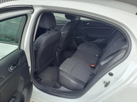 Renault Megane 1.3 Sedan TCe Life  140к.с. - 26500 лв. / 13549.23 € - 55125375 6