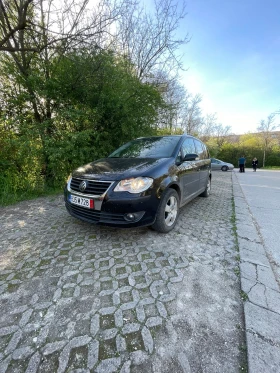 ������ VW Touran