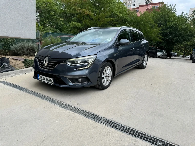 Renault Megane Частно лице- Перфектна, снимка 2 - Автомобили и джипове - 47567559