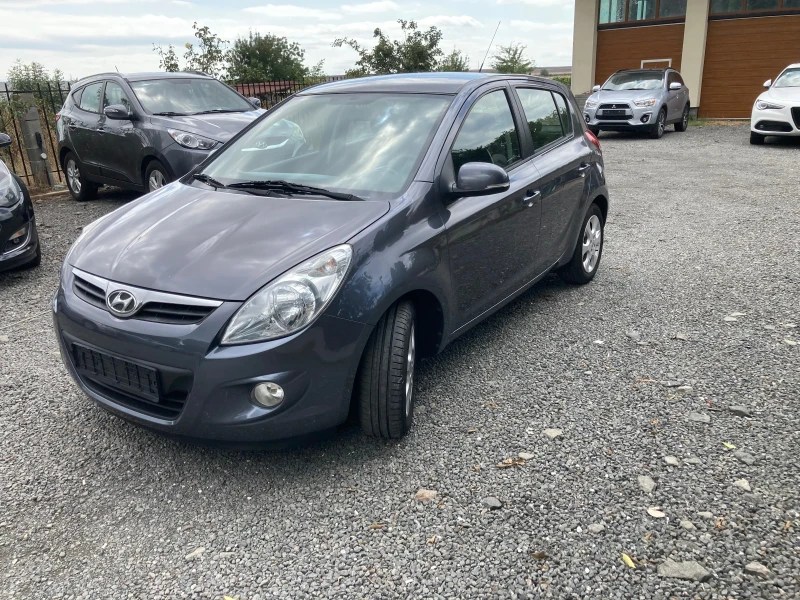 Hyundai I20   ТОП, снимка 8 - Автомобили и джипове - 47257405