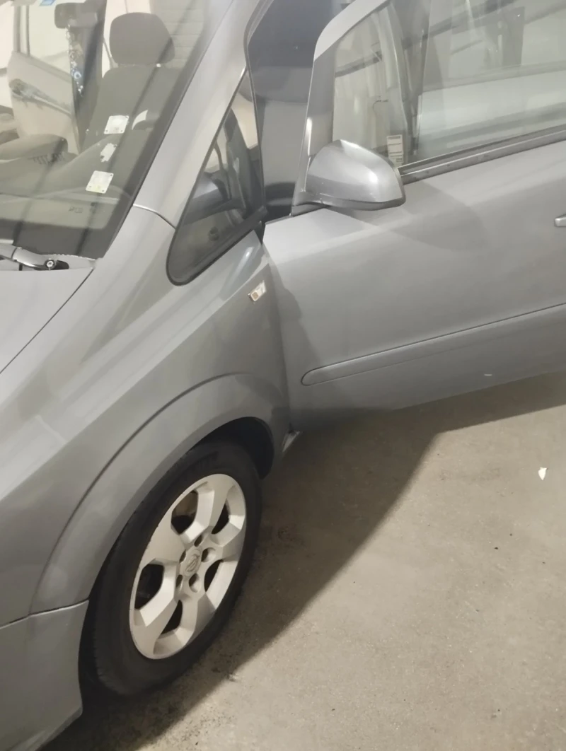 Opel Zafira, снимка 3 - Автомобили и джипове - 47726599