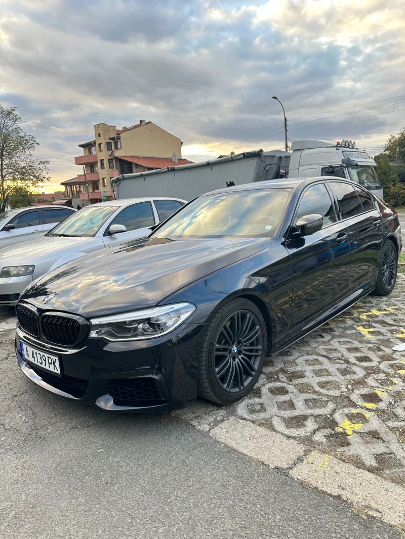 BMW 550 M550i X-drive* Carbon Swartz* Harman* Kardon* Vacu, снимка 4 - Автомобили и джипове - 47760523