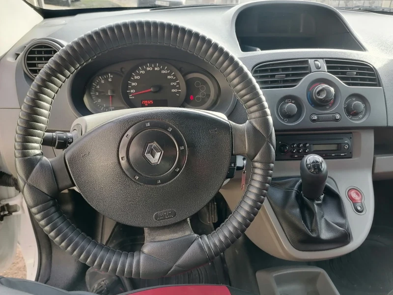 Renault Kangoo, снимка 6 - Автомобили и джипове - 48376713